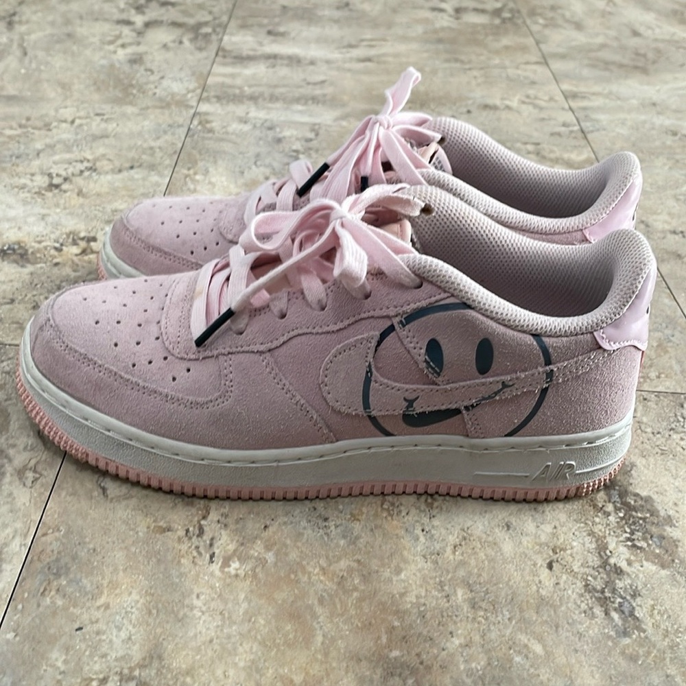 Nike Pink Smiley Face Sneakers